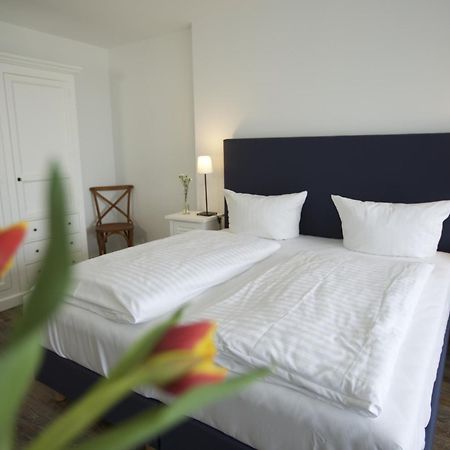 Acqua Strande Yachthotel & Restaurant Room photo